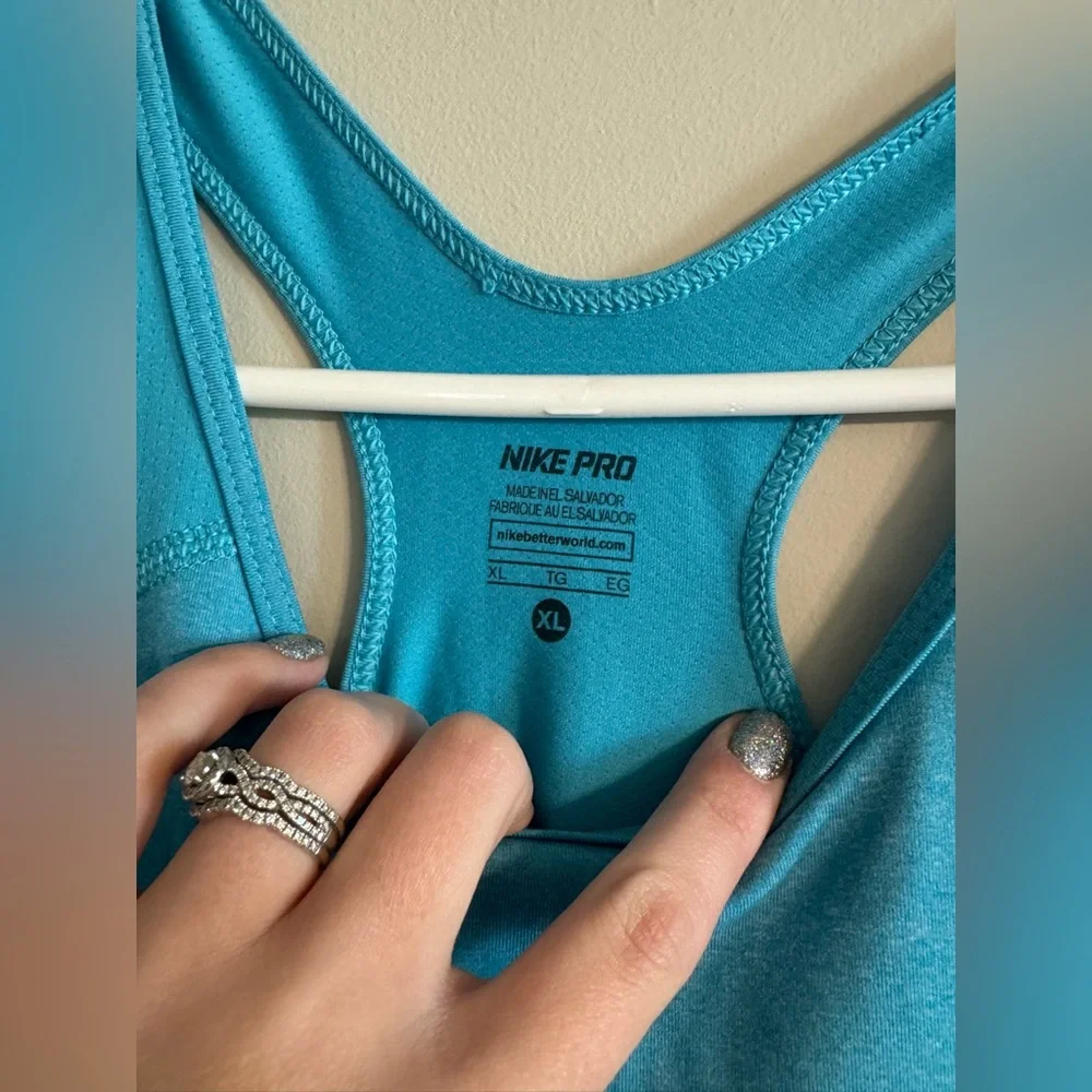 Nike Blue Fitted Tank Top - Picture 3 of 4